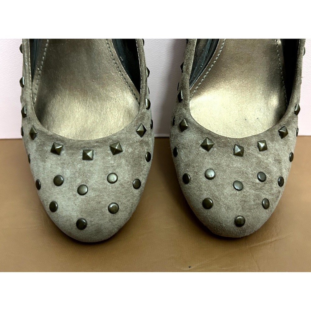 Kenneth Cole Reaction Womens Leather Upper Wedge Studs 7.5M Mid Heel Punk - Picture 3 of 11
